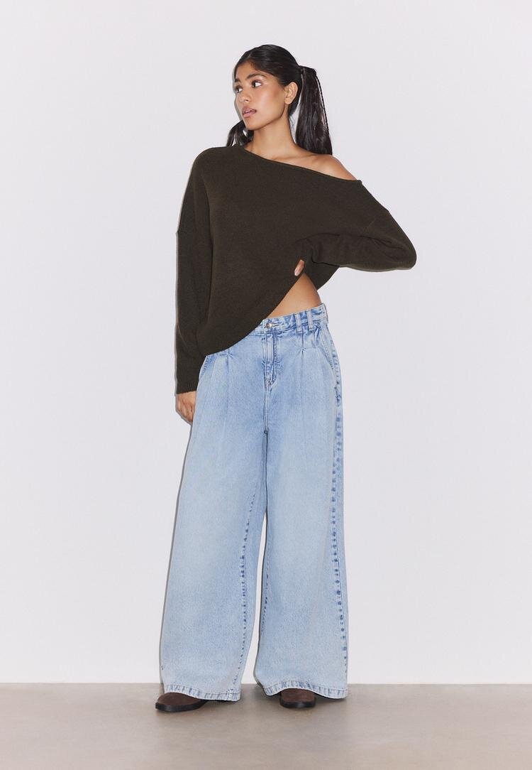 Stradivarius Pulover Din Tricot Asimetric Maro L