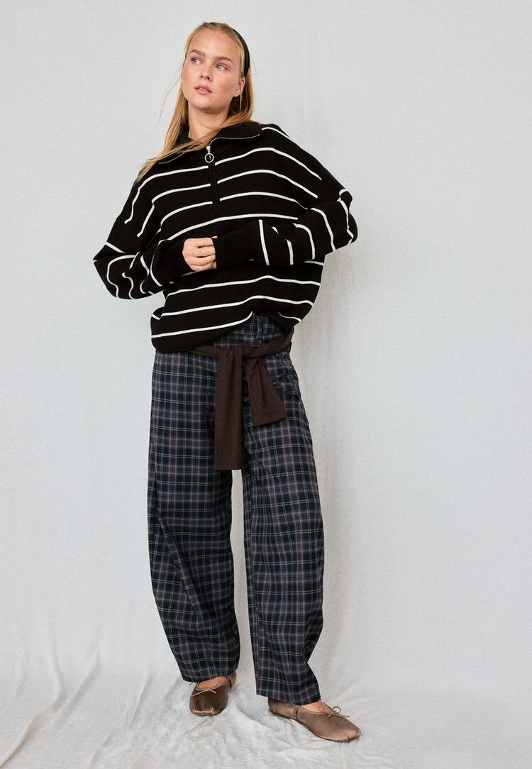 Stradivarius Pulover Din Tricot Cu Fermoar Ecru L