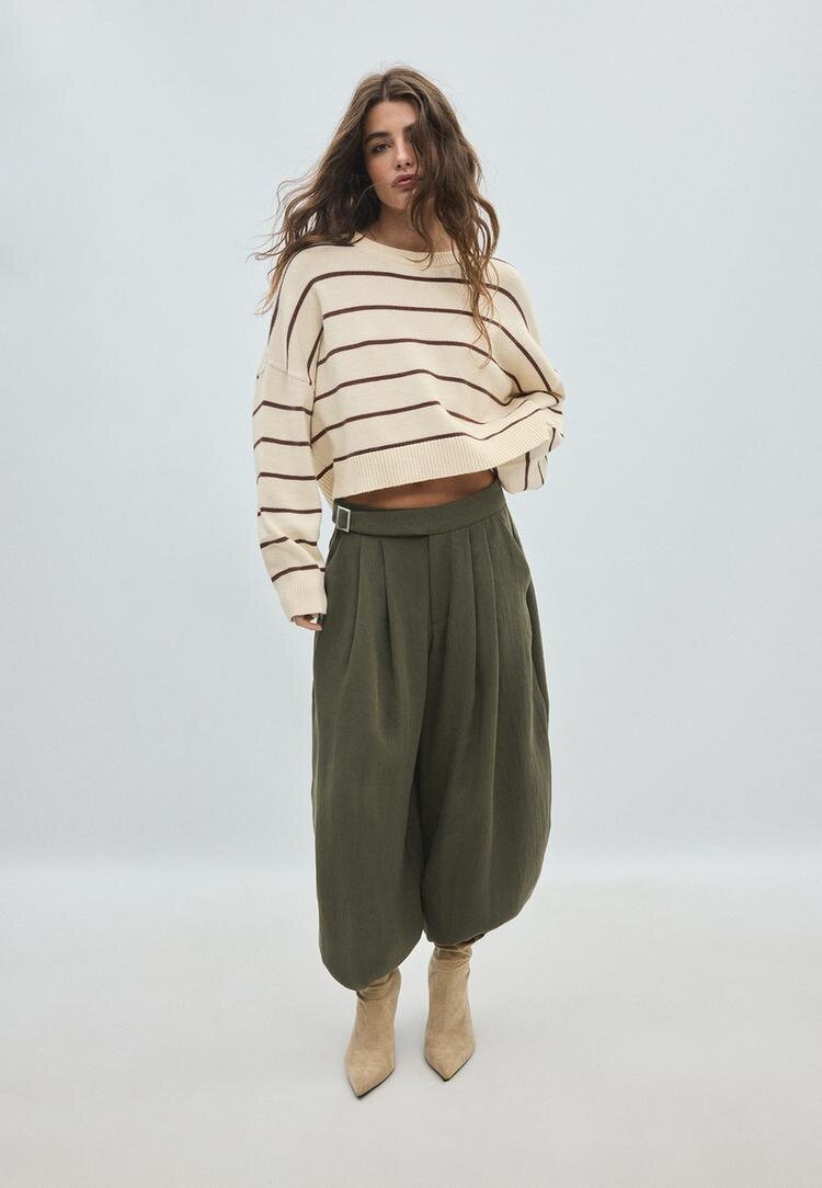 Stradivarius Pulover Scurt Din Tricot Cu Dungi Vanilie L