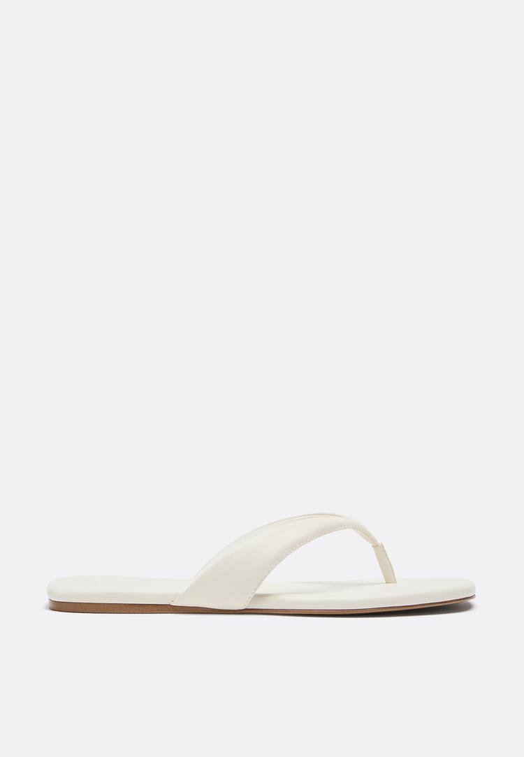 Stradivarius Sandale Plate Tip Thong Crem 35