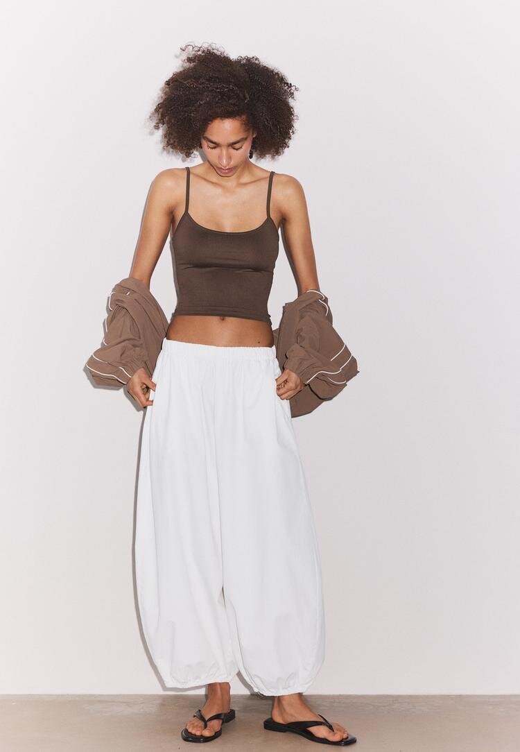 Stradivarius Top Cu Bretele Din Poliamidă Maro Xl