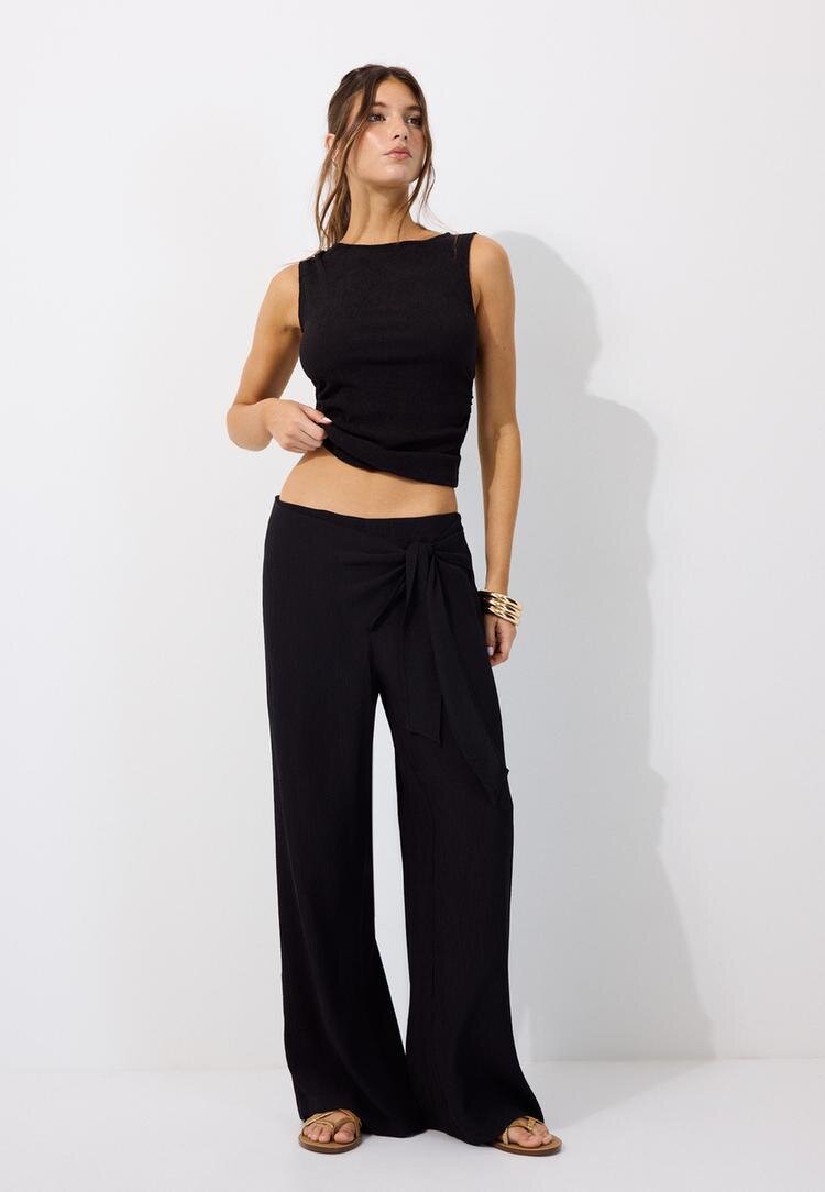 Stradivarius Top Cu Textură Și Pliuri Negru L