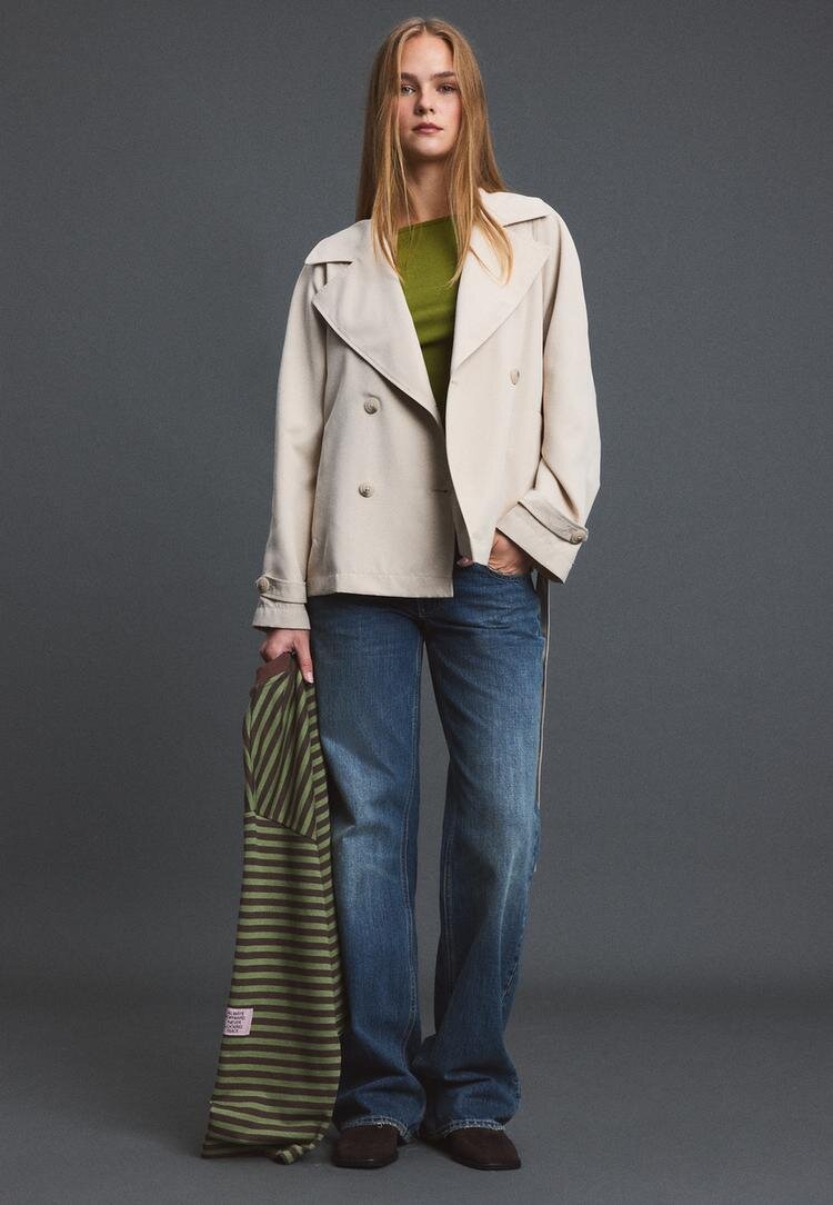 Stradivarius Trenci Scurt Fluid Cu Cordon Piatră Xs