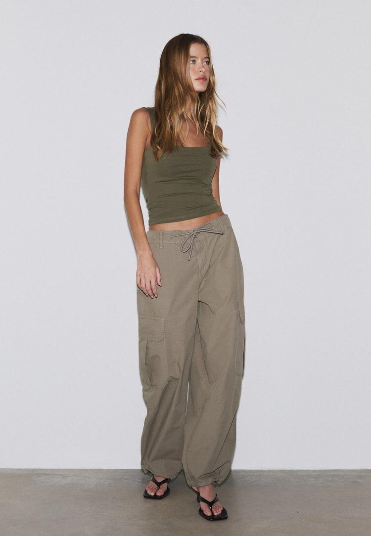 Stradivarius Tricou Cu Bretele Late Kaki Xs