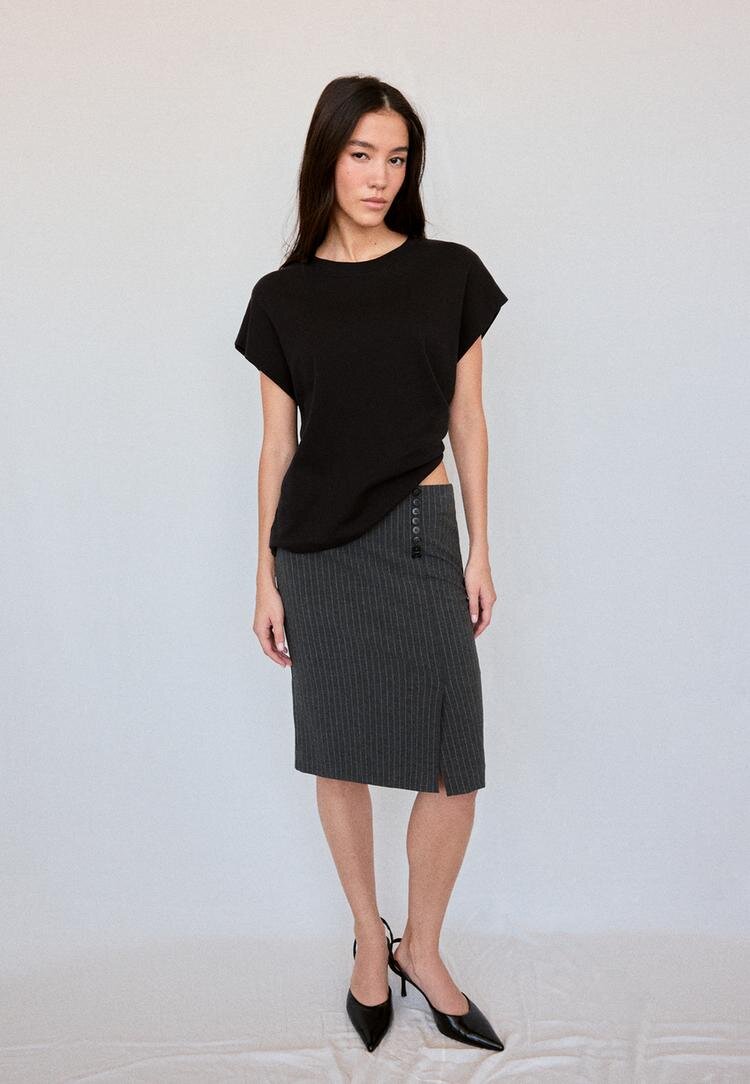 Stradivarius Tricou De Bază B06 Cu Mânecă Căzută Negru S